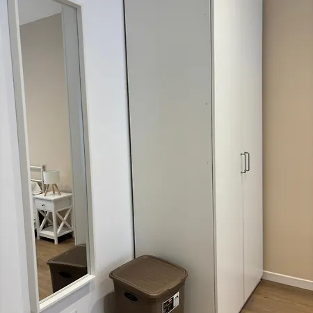 Nesima - Ospedale Garibaldi Siciliafiera Metro Fontana ゲストハウス 4*