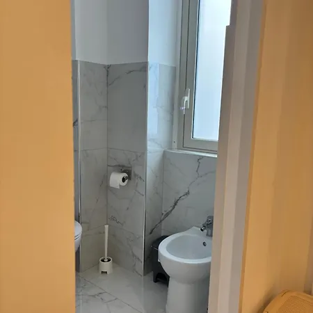 ゲストハウス Nesima - Ospedale Garibaldi Siciliafiera Metro Fontana